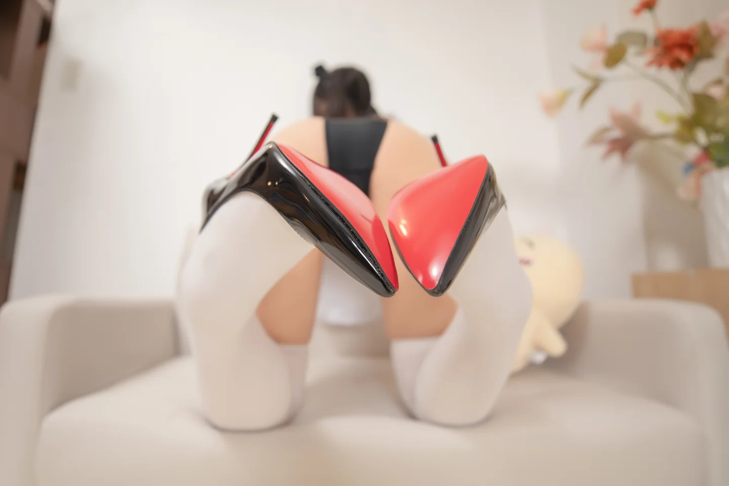 神楽坂真冬 - 巨乳女仆 [75P,2V-186MB] tg@simisebaisi 【丝足阁】036.webp